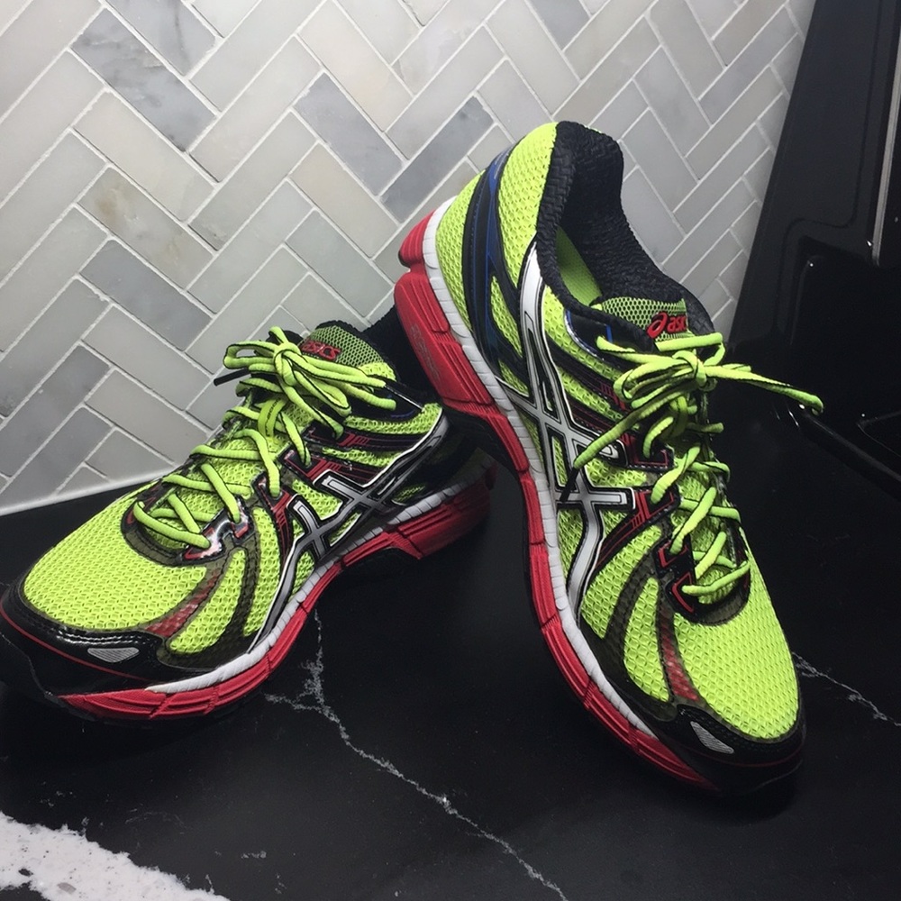 Asics - GT 2000 NEW men’s shoe